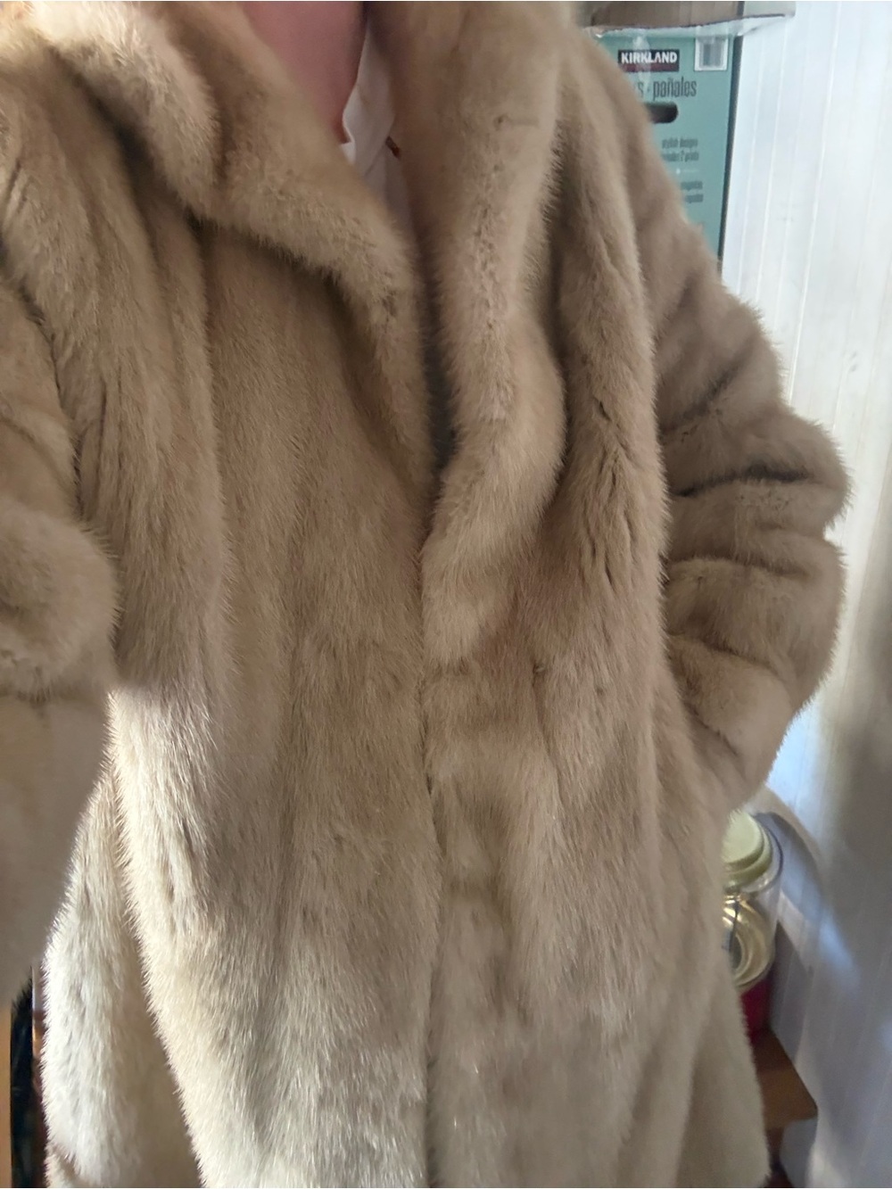 Luxurious Cream real-Fur Coat for Women